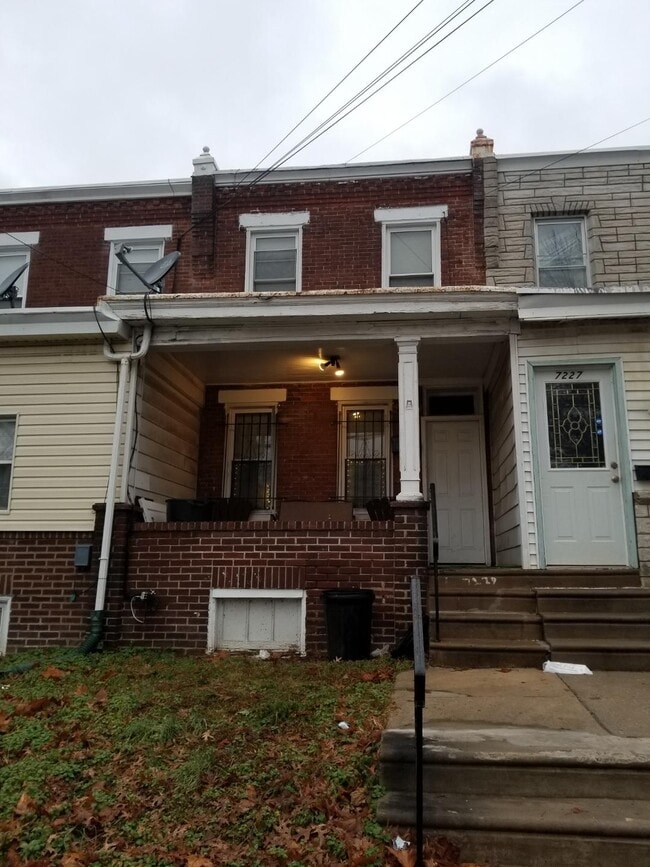 Building Photo - 72 Grays Ave Rental