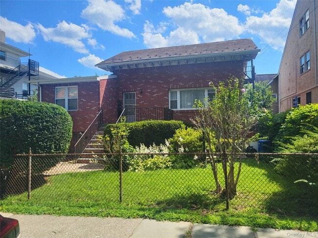 Building Photo - 28 Primrose Ave Unit 3