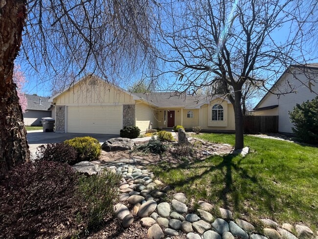 Building Photo - 11917 W Lewisburg Ct