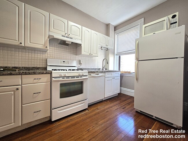 Photo - 22 Alton Ct Unit 2