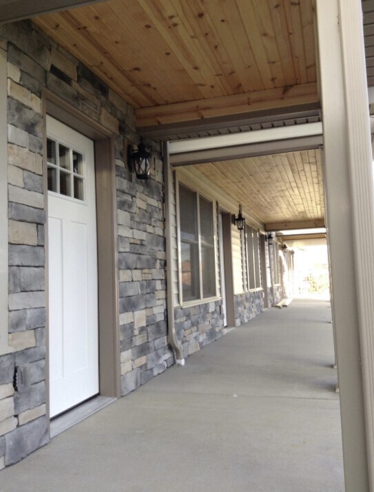 Photo - 205 Locust Ave