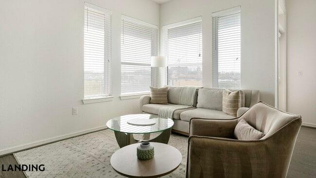 Photo - 720 W 26th St Unit 5052
