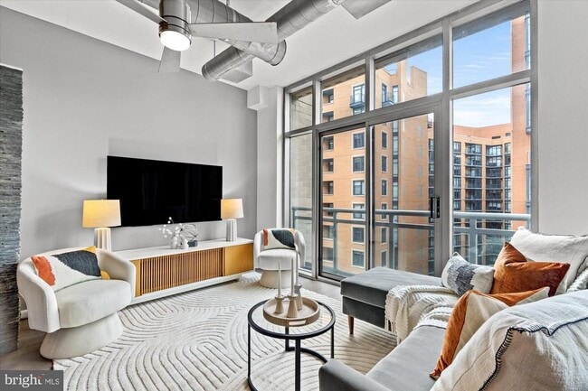 Building Photo - 811 4th St NW Unit 810 Rental