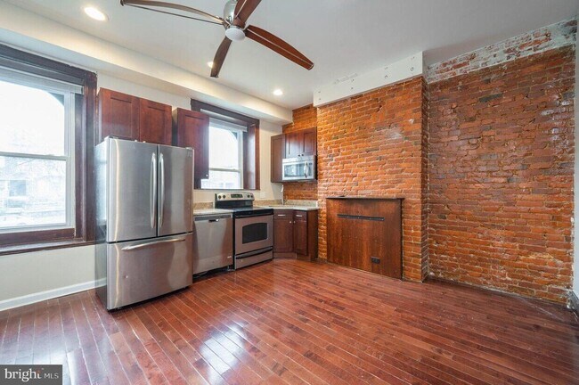 Photo - 833 N 63rd St Unit 833 n 63rd 1Front