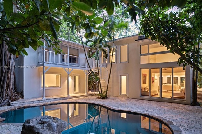 Photo - 4286 Douglas Rd