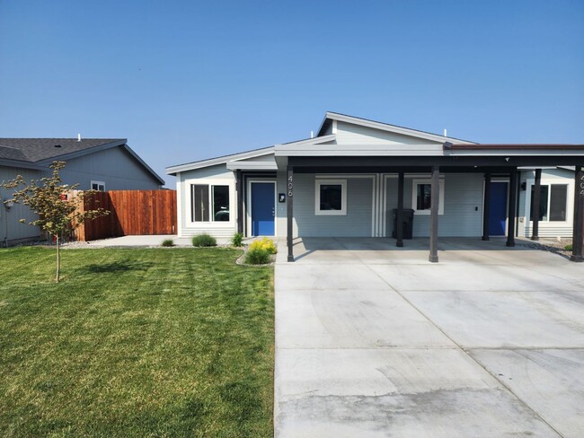 Newer Build Unit in Pasco - Newer Build Unit in Pasco Casa