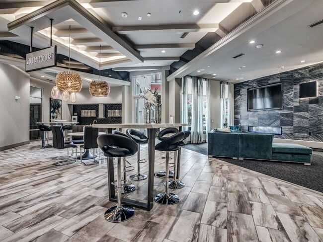 Building Photo - Capitol at Stonebriar