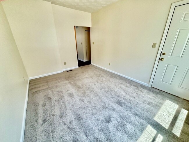 Photo - 2 Bedroom Across from Law School!