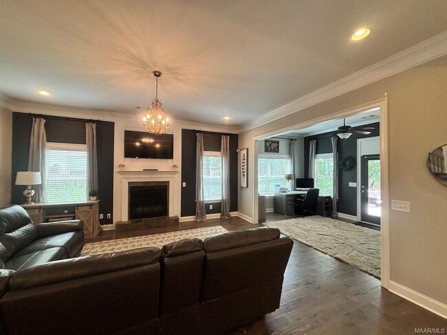 Photo - 620 Madison Dr