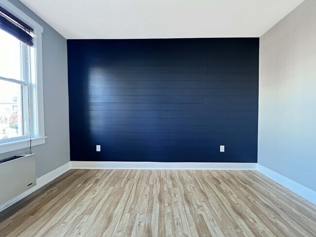Photo - 7 18th St SE Unit 201