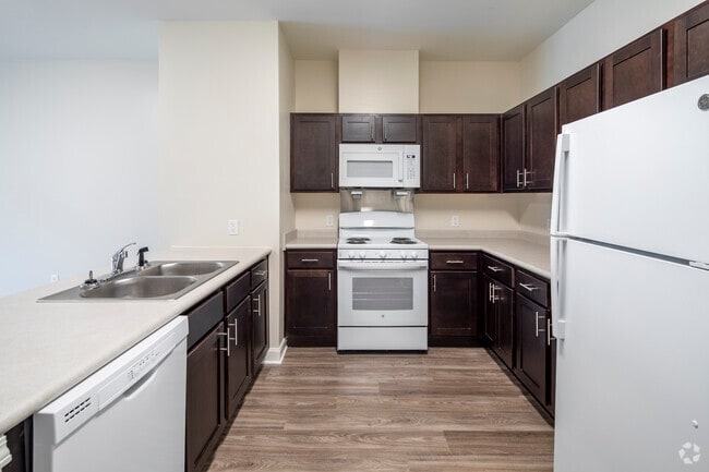 2HAB, 1BA, 944 ft²