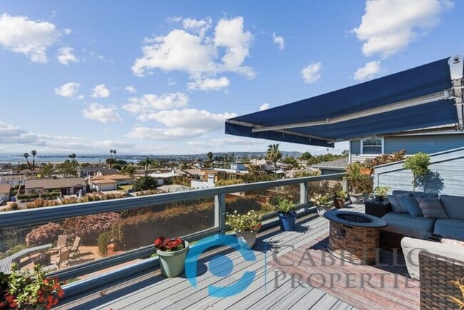 Building Photo - 2620 Deerpark Dr