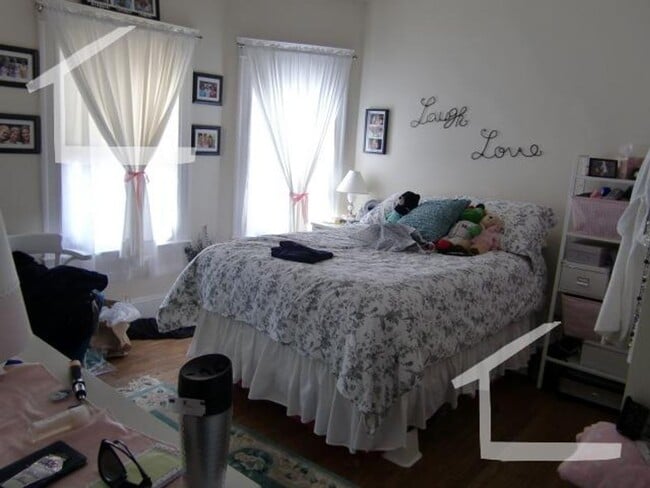 4 Bed Top-Floor Gem w/ Eat-In Kitchen & 2 ... - 4 Bed Top-Floor Gem w/ Eat-In Kitchen & 2 ... Casa