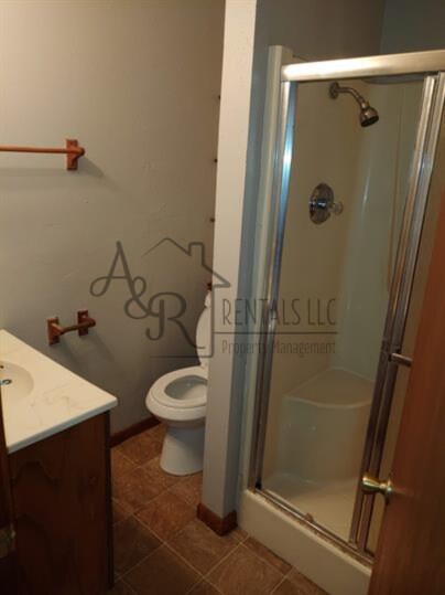 Photo - 304 E 7th St