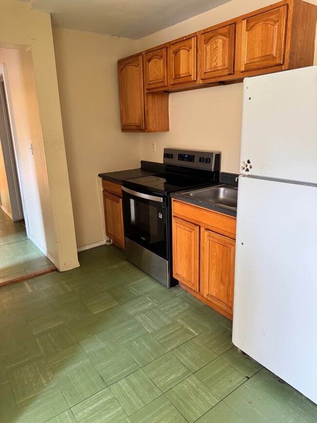 150 Chandler St Unit 4R