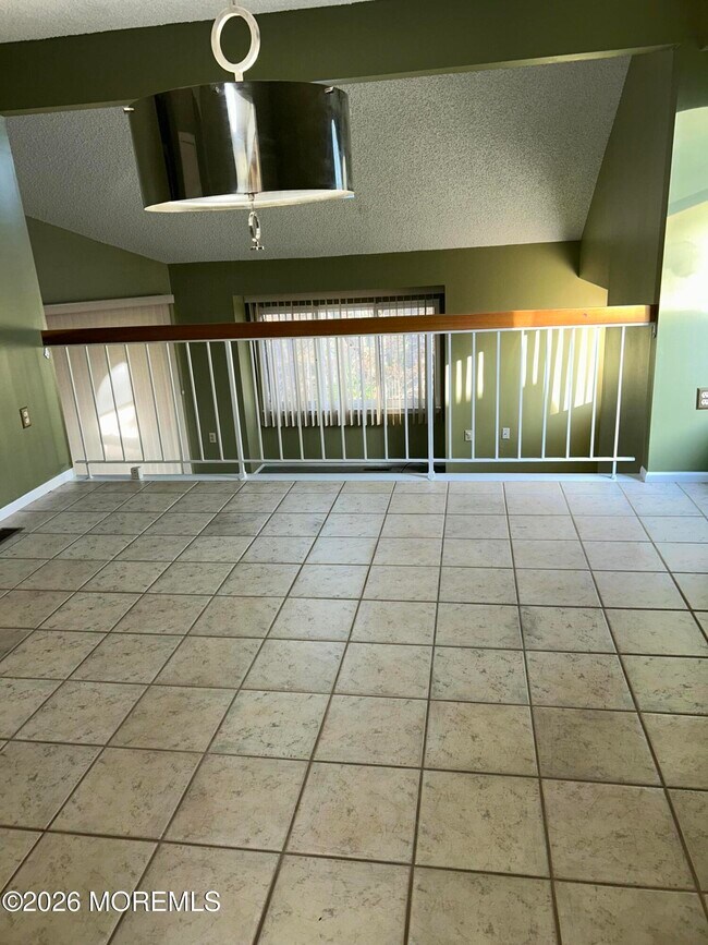 Photo - 316 Burntwood Trail