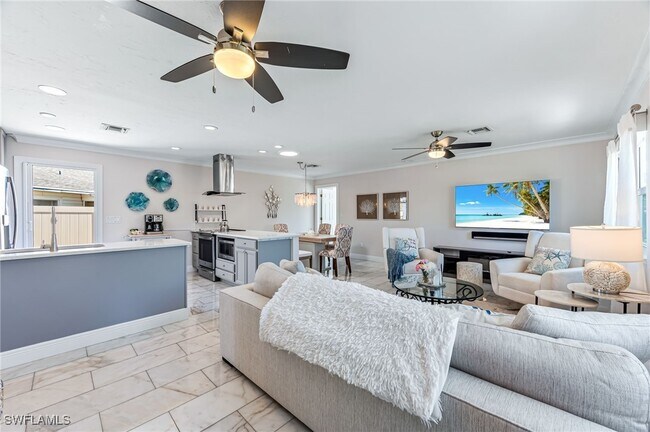 Photo - 10690 8th St N