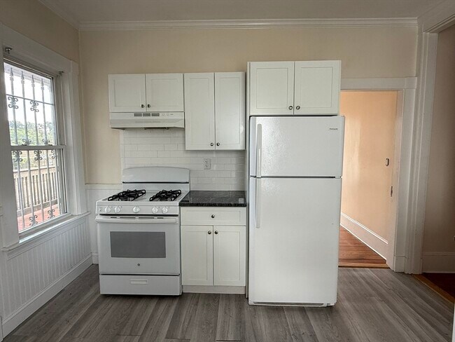 Photo - 21 Sydney St Unit 3