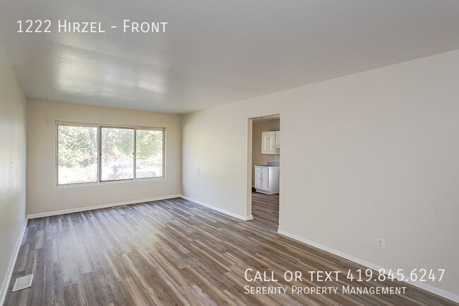 1222 Hirzel-Front - 1222 Hirzel-Front Unit Front