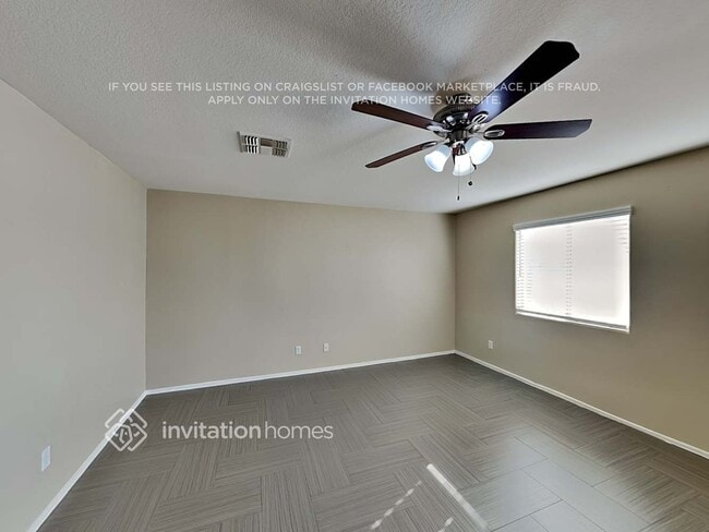 Photo - 30546 N Honeysuckle Dr