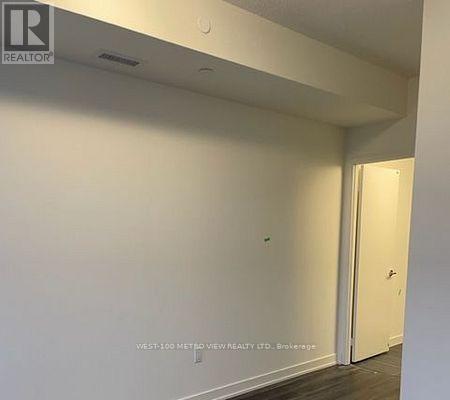 Photo - 859 The Queensway Unit 413