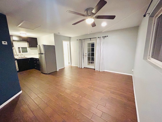 Photo - 564 13th St Unit Rear