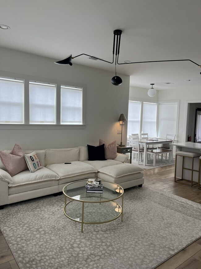 Photo - 509 Rosedale Ave