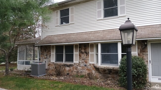 Building Photo - 1914 Whitpain Hls Rental
