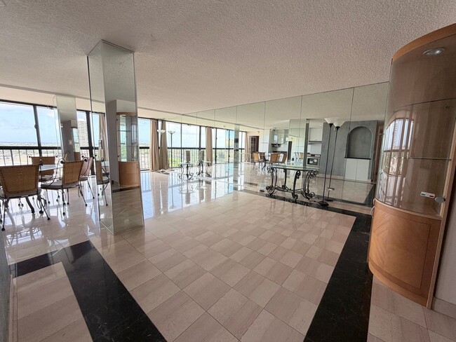 Photo - Kahala Towers 3BD/2BA Condo with 1 Parking – Available Now