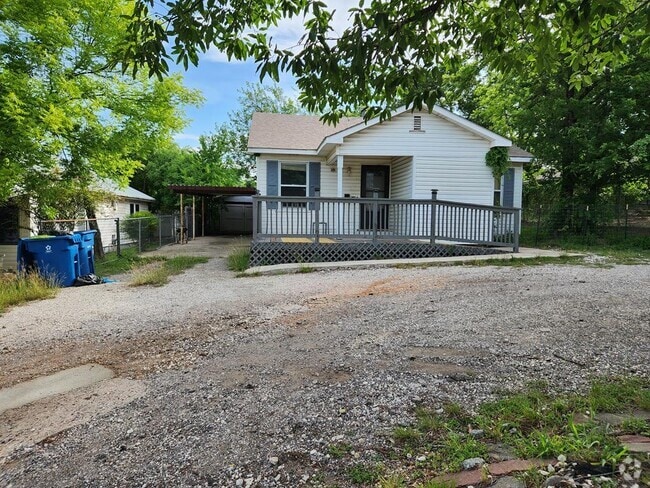 Building Photo - 724 Wheless Ave Rental