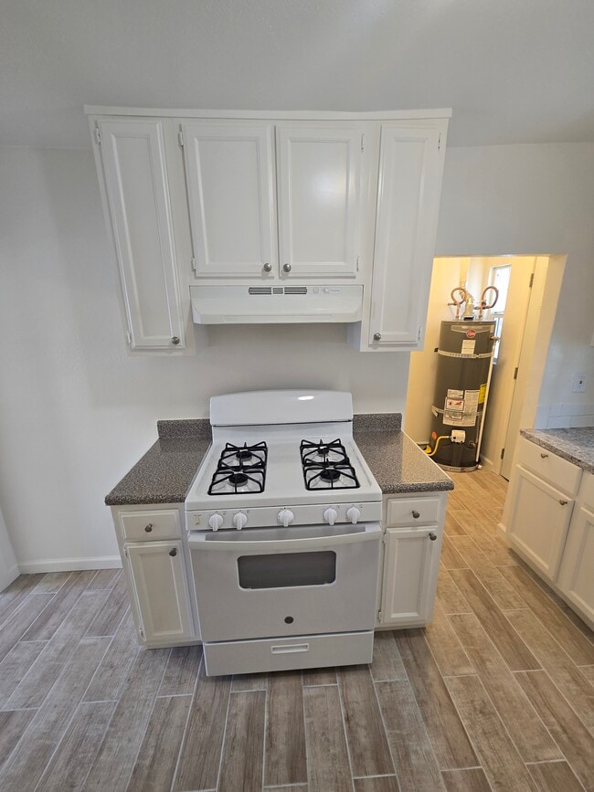Photo - 6417 Gifford Ave