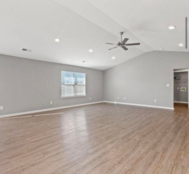 Photo - 138 Landry Ln
