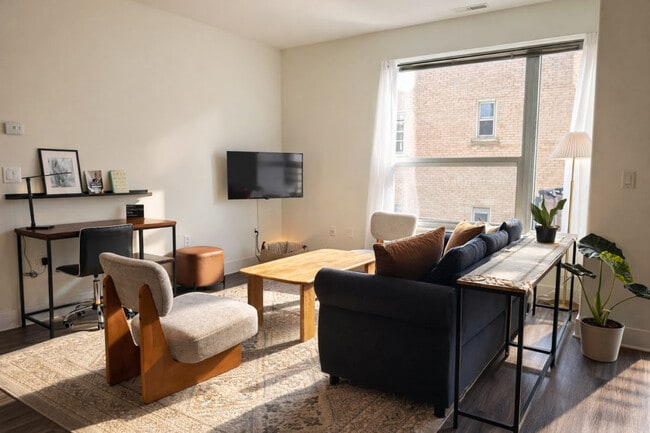 1040 N Cass St Unit SI ID1379057P