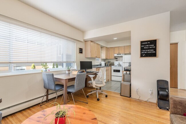 Photo - 1985 W 8th Ave Unit 202