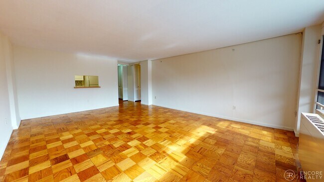 101 Monmouth St Unit 915