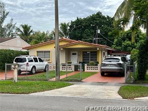 Photo - 631 Tamiami Canal Rd