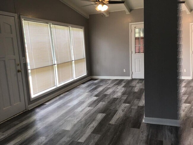 Photo - 3 Bedroom 2 Bath Home