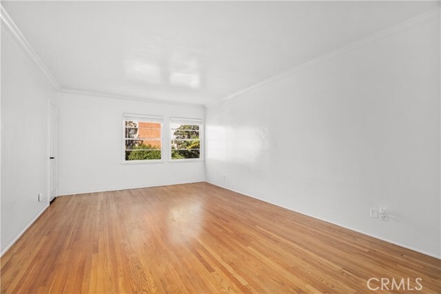 Photo - 263 N Swall Dr