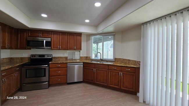 Photo - Stunning 3bed/2bath home nestled in a grea...