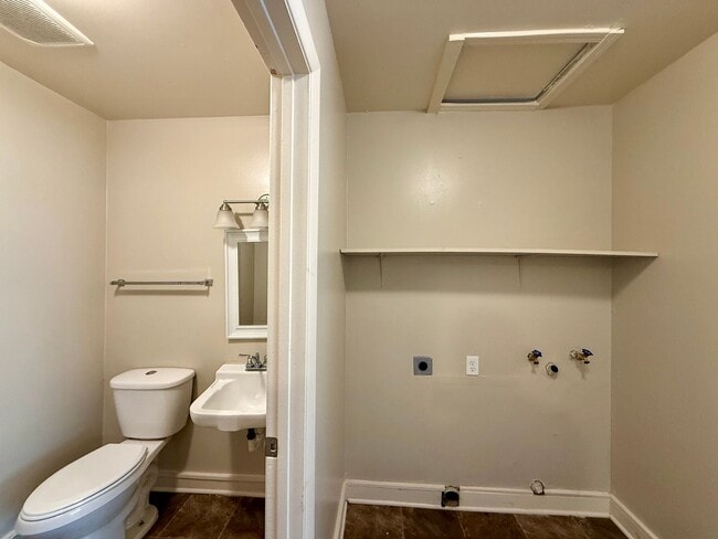 Photo - 2424 W Savannah St Unit 1