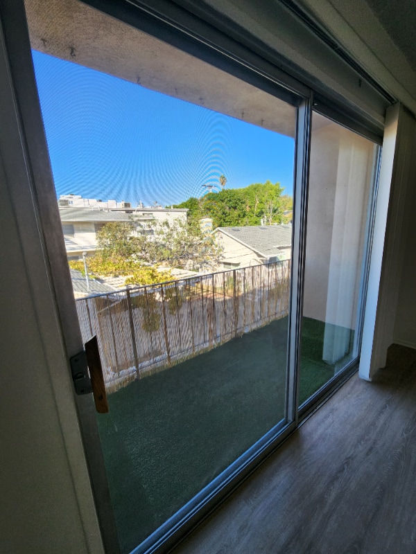 Photo - 4350 Troost Ave Unidad 12