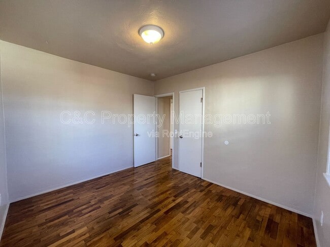 Photo - 1234 Circle Ave Unit B B