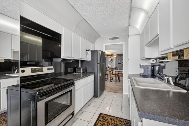 Photo - 4200 N Ocean Dr Unit 2-102