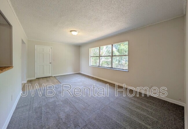 Photo - 6829 Van Gundy Rd