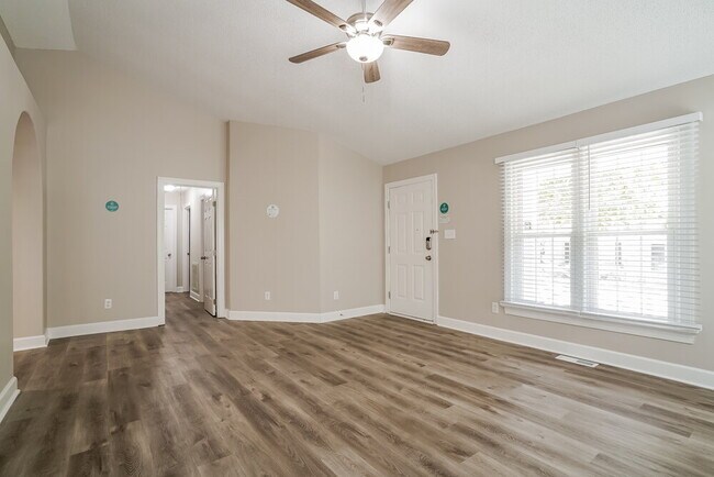 Photo - 1509 Long Cove Ct