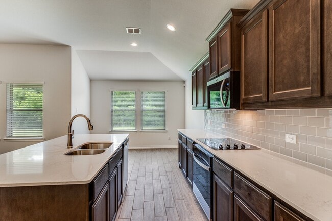 Photo - 2629 Streamside Dr