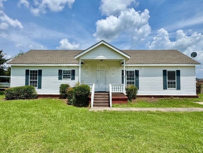 Building Photo - 1520 Hogan Rd