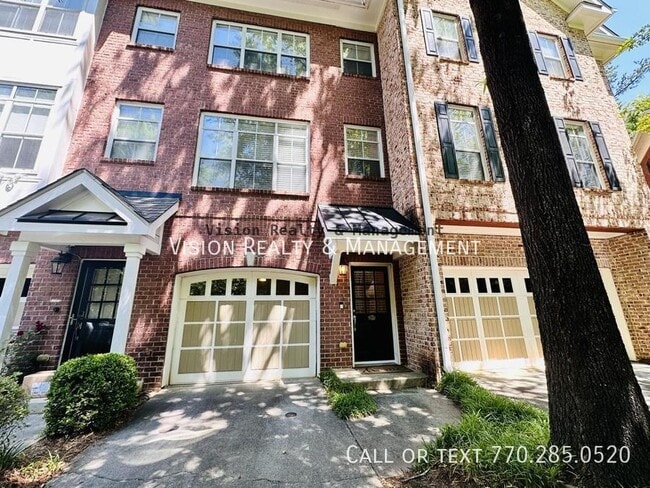Photo - 1092 Glenridge Pl NE