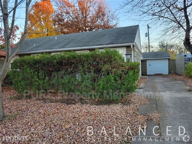 Building Photo - 5407 SW Huntoon St Rental