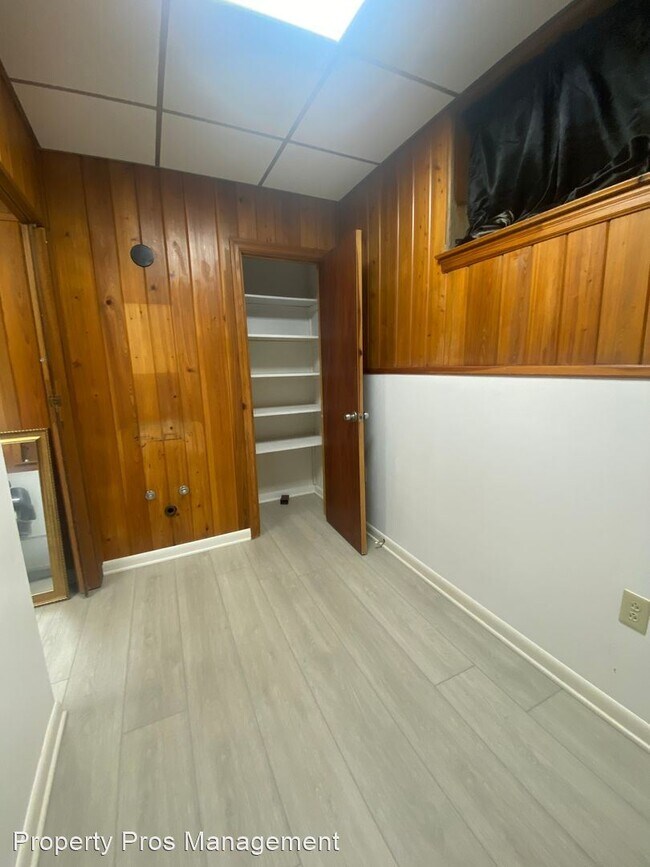 Studio, 2 bath House 1417 Barnwell Street Rental House Rental in